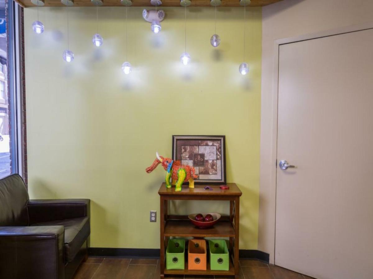 Gorgeous Condos Steps From French Quarter And Harrah'S St. Новый Орлеан Экстерьер фото